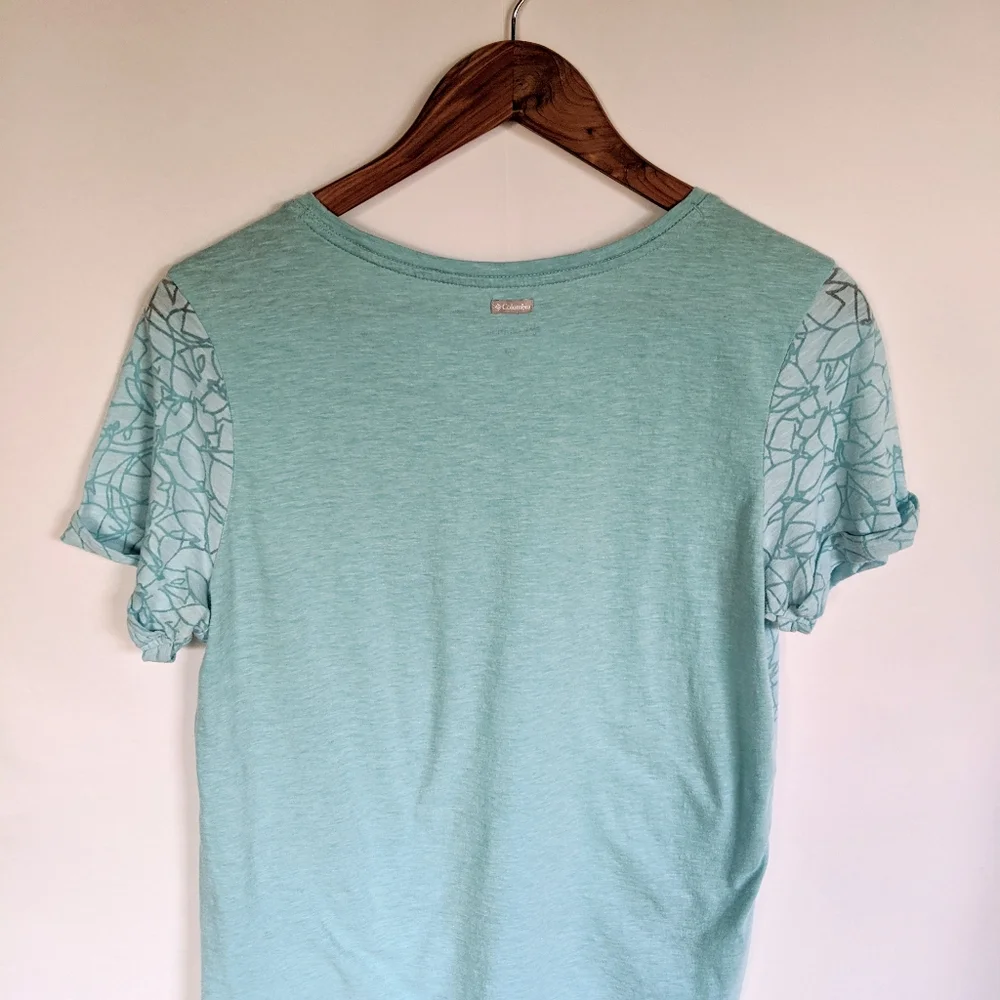 Columbia‎ T-shirt